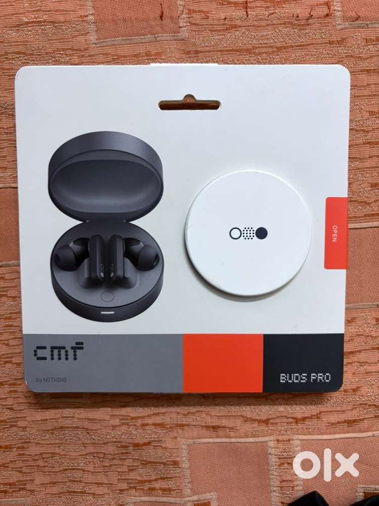 CMF by nothing earbus