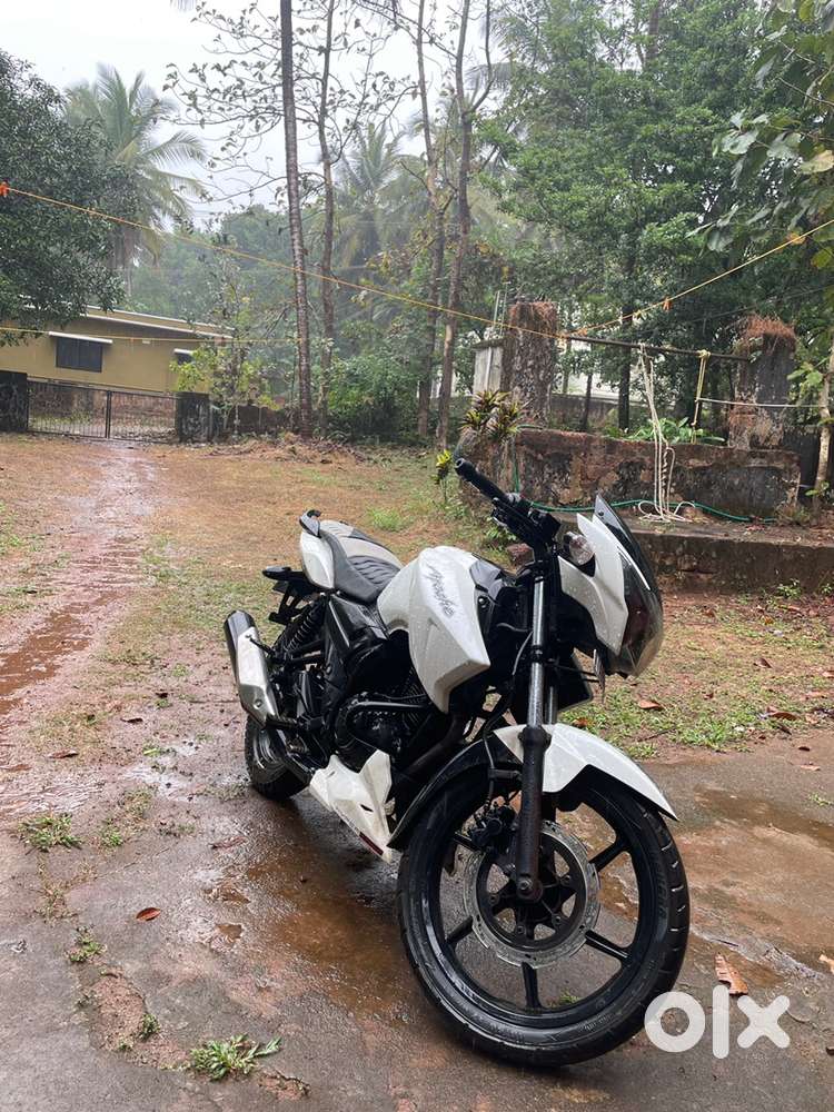 Apache rtr 160 with good condition urgent sale