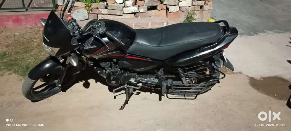 Urgent salr bick engine ka kam karaya hua hai pura gadi ekdam ok hai