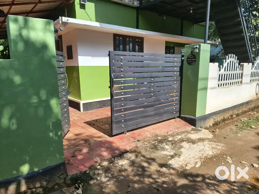 HOUSE GROUND FLOOR FOR RENT
