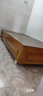 Solid wooden diwan cot