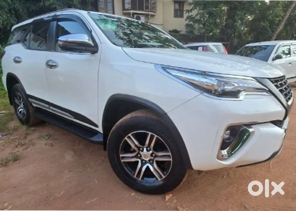 Fortuner,  40000 km, mavoor road