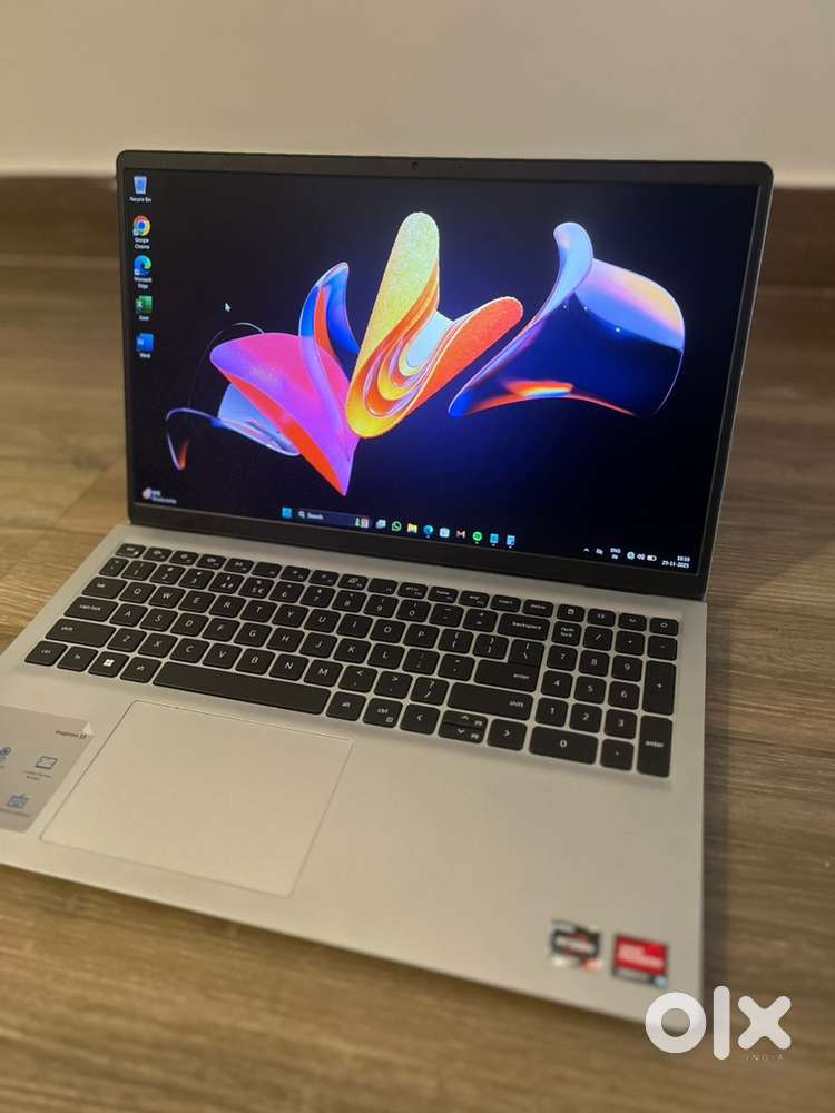 Dell Ryzen 7000 series 120hz Laptop