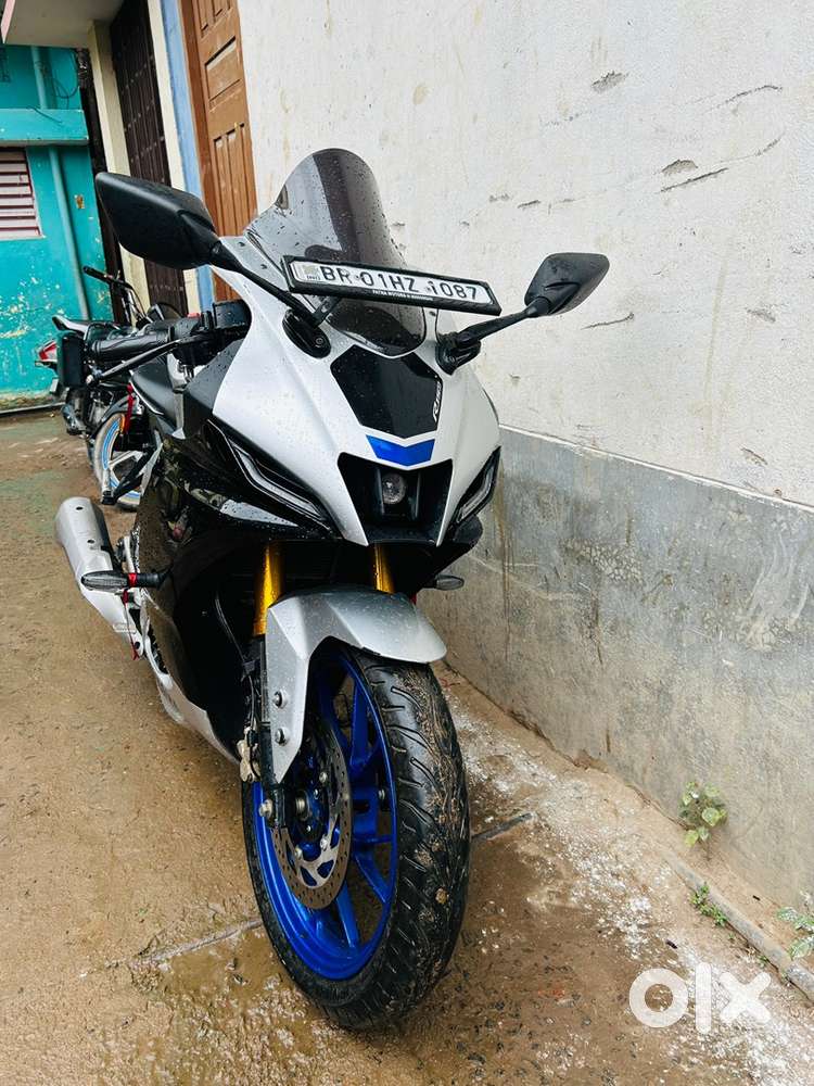 R15 v4 M New Bike
