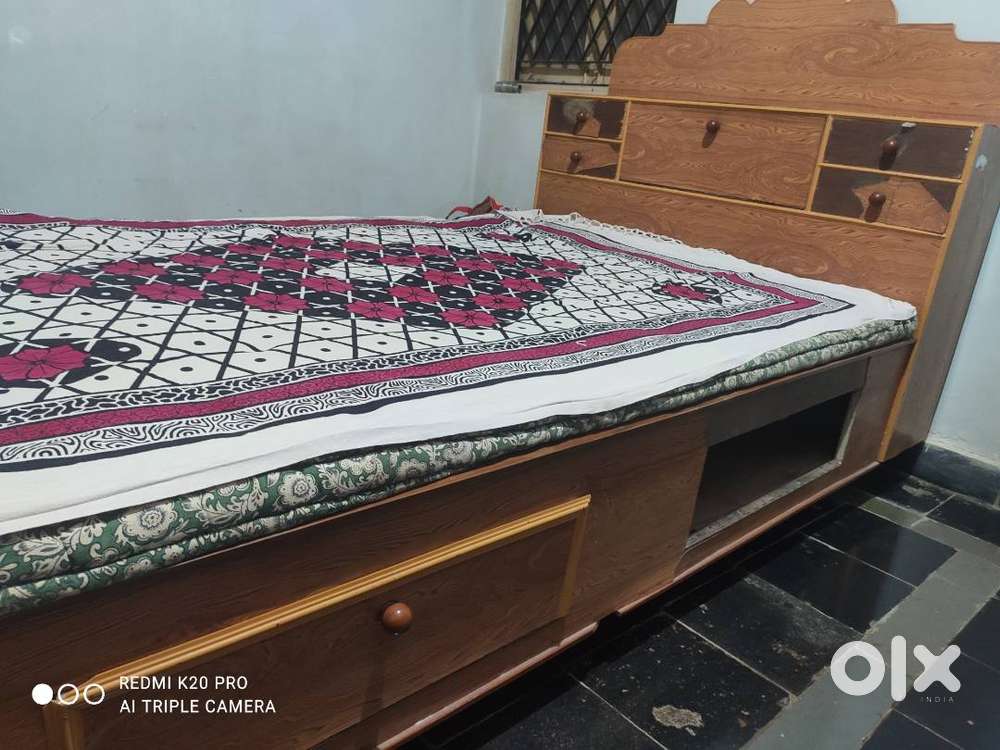 Teak wood double bed