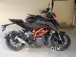 Duke 390 BS6 less used neat condition