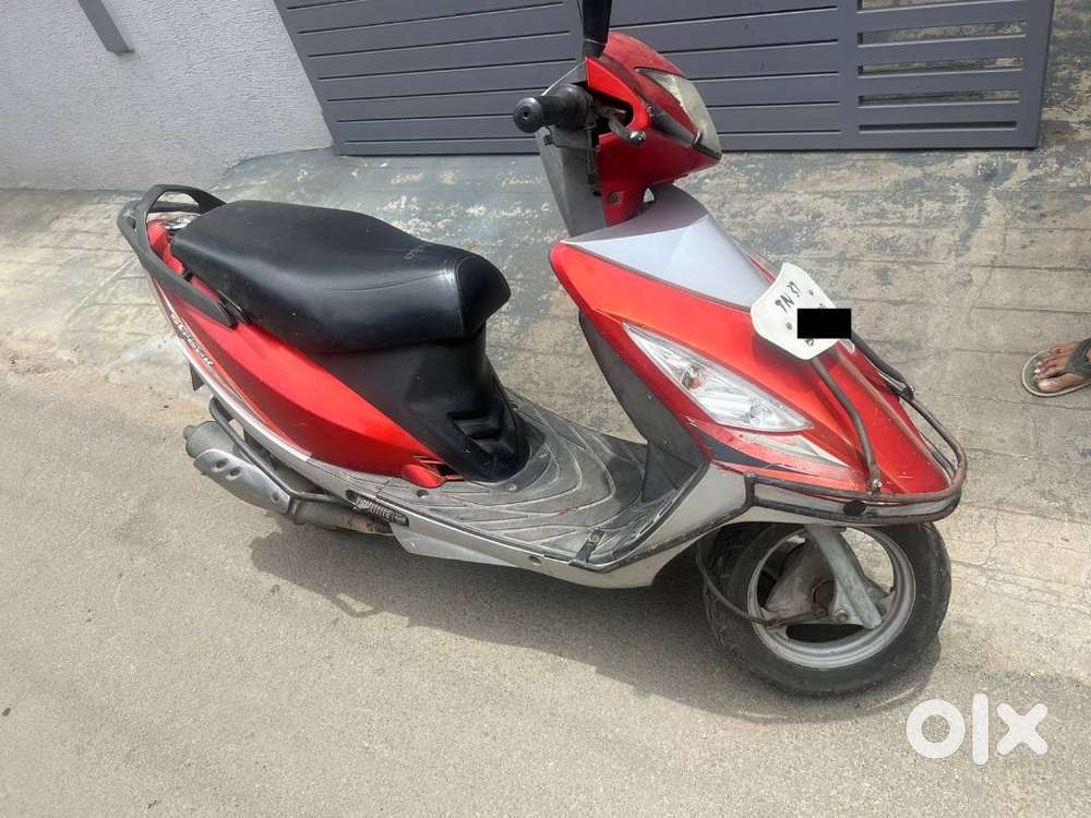First Hand Red TVS Scooty Streak for SALE