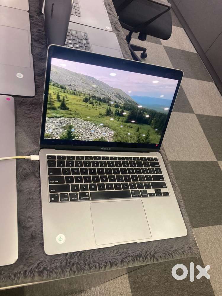 Apple MacBook Air 13inch M1 A2337 2020 Camera Not Working Display line