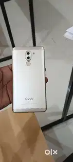 Bhai bas 3 sal hua hai abhi bhi new hai per battery health 60%