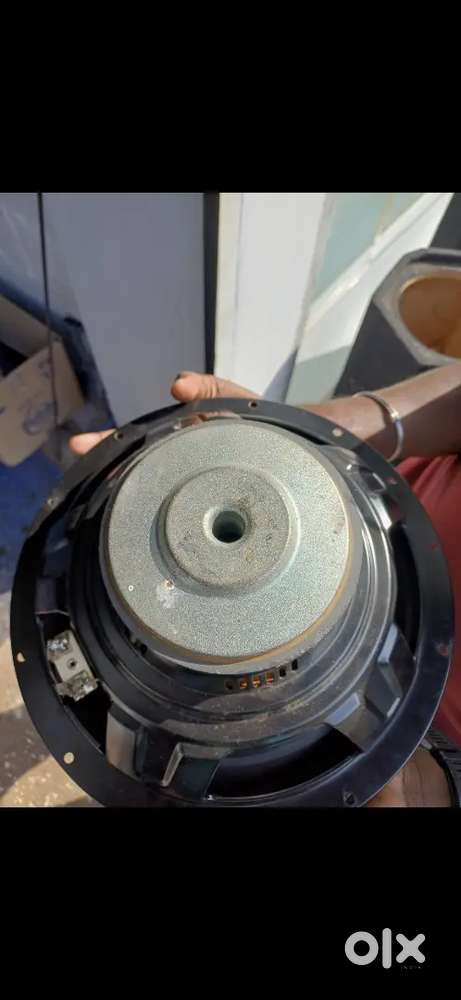 SUBWOOFER USED