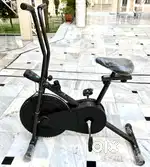 Standing cycle with digital display