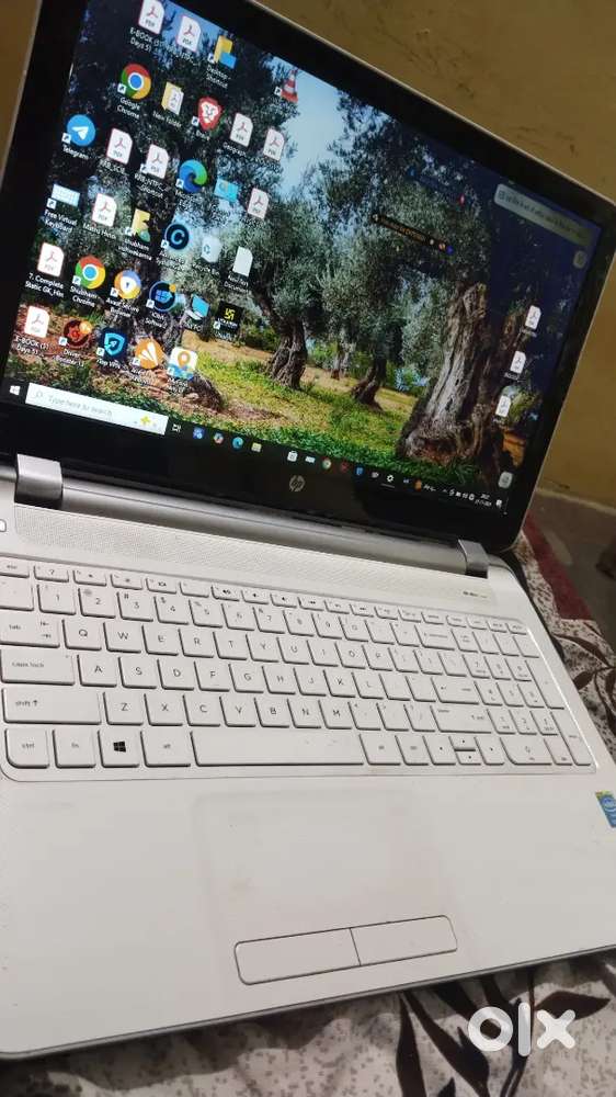 Hp laptop Intel i3