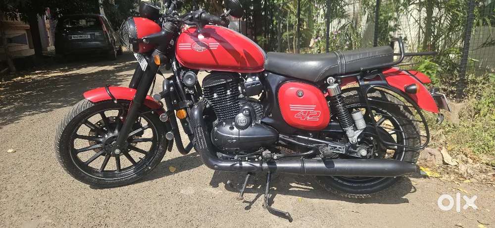 Jawa 42 2.1 (₹1,90,000 (Slightly Negotiable))