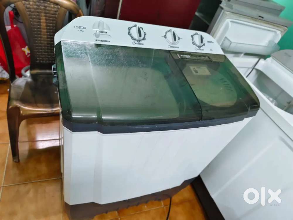 Onida 7.5kg semiautomatic washing machine
