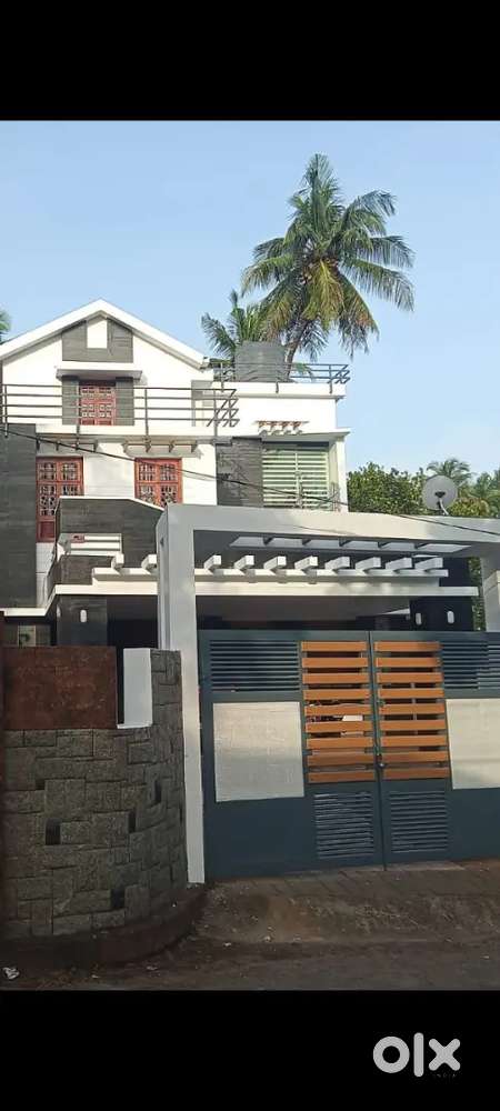 KOZHIKODE THONDYAD HOUSE ( VILLA) FOR SALE
