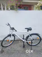 Btwin cycle for men white color