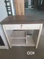 Computer table