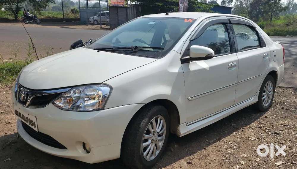 Toyota Etios 2015 Diesel 230000 Km Driven
