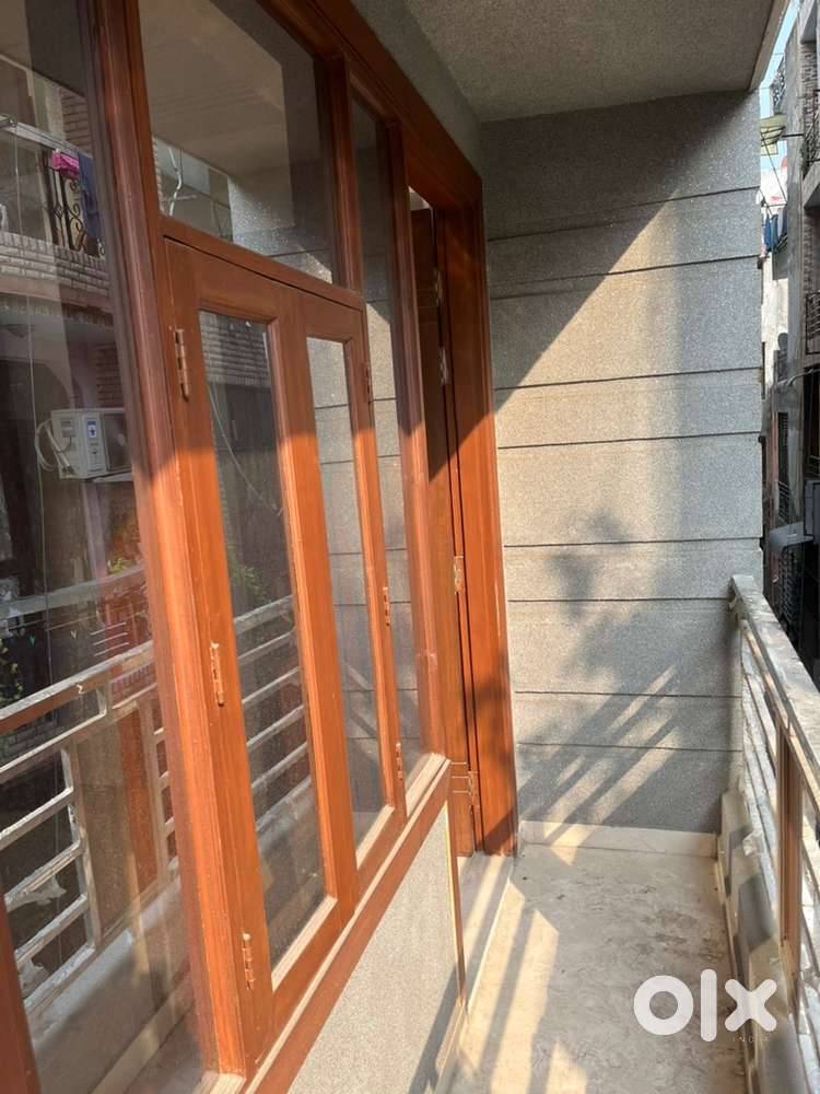 3bhk for sale in govindpuri extension