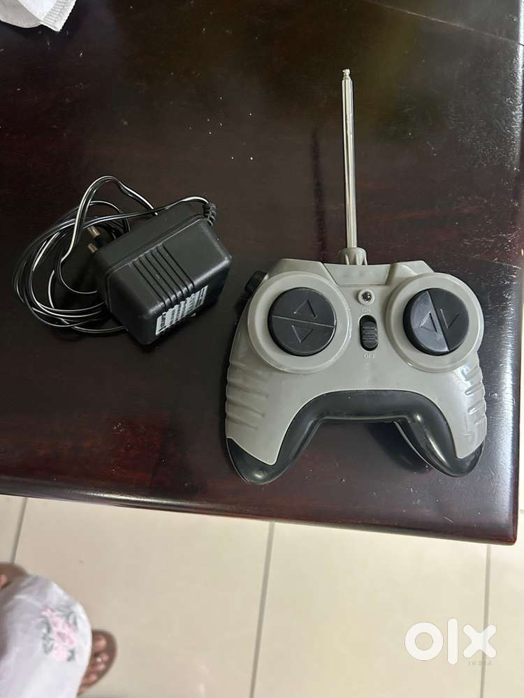 Selling rechrgable kids car