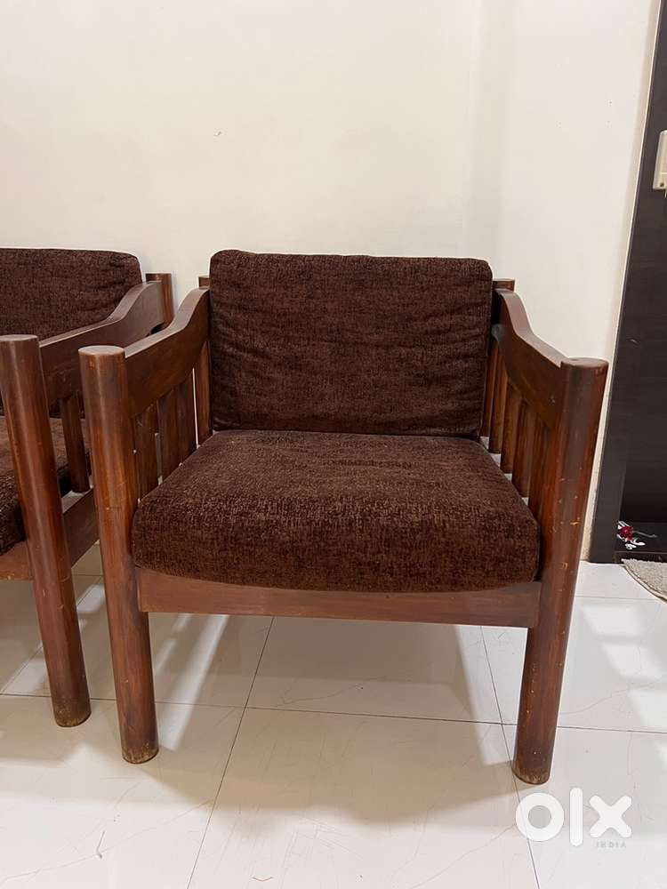 Solid Wood Sofa Set – 5 Seater (3+1+1) with Cushions