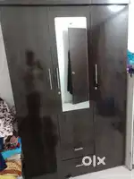 Cupboard 3doors
