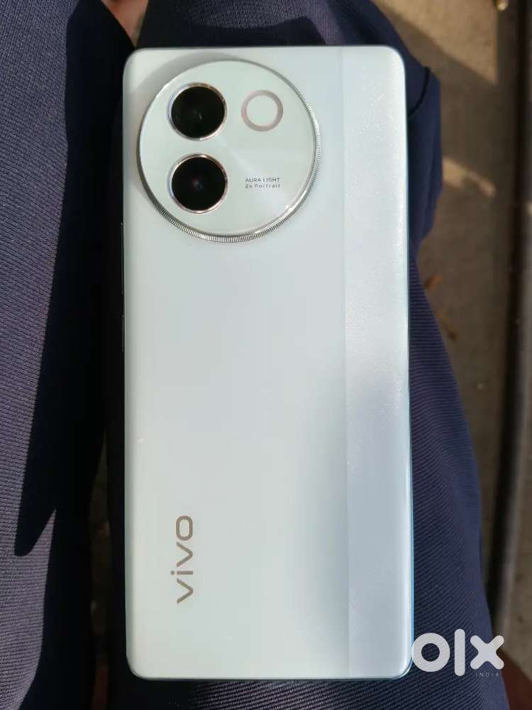 Vivo V30e Mobile 9 Month only