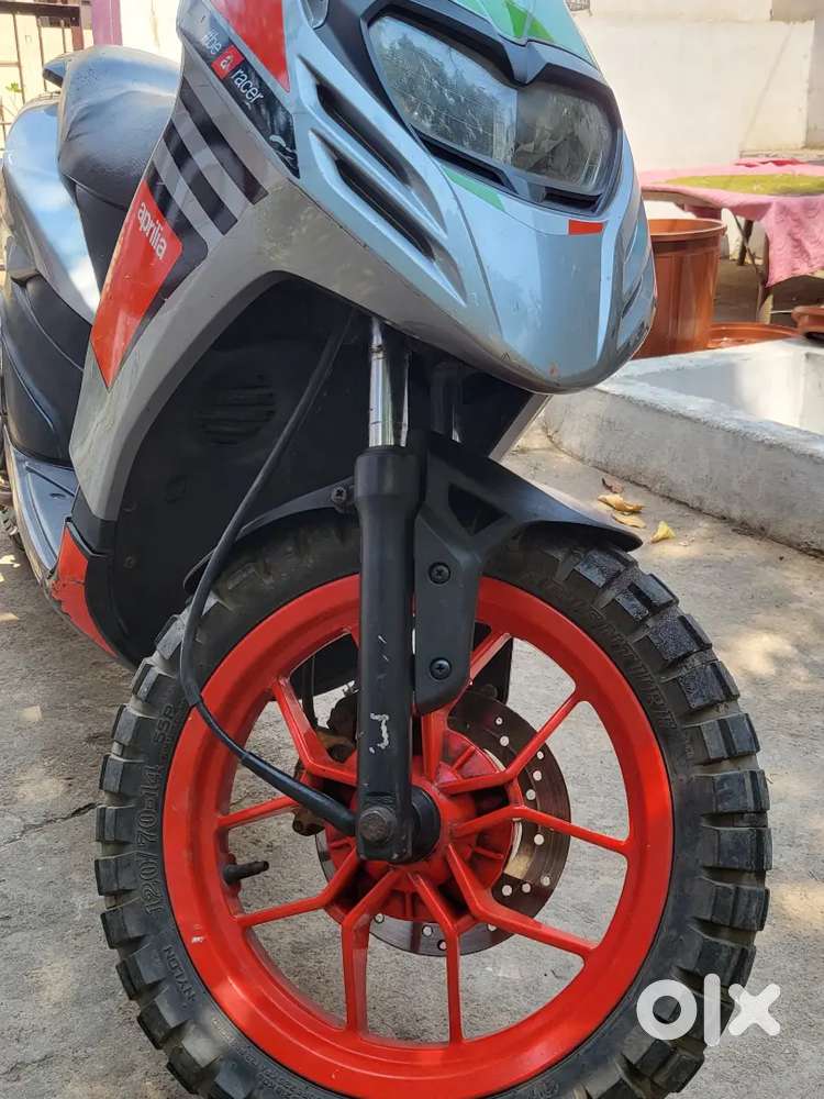 Aprilia SR150 ( 45 k only )