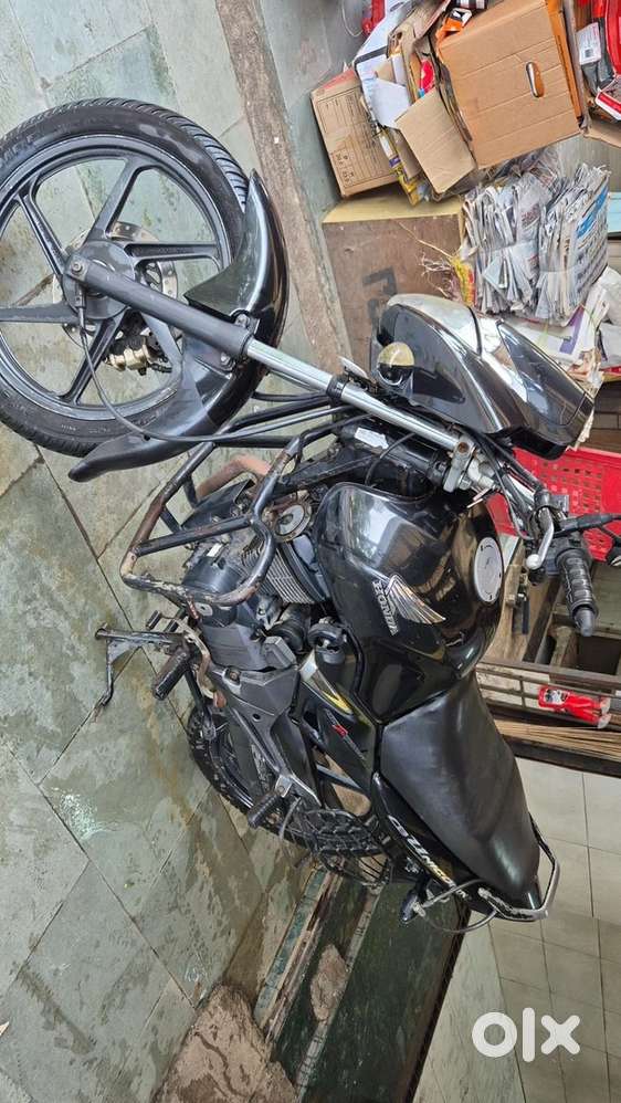 Wnt to sell honda unicorn 2016 model ( first owner) well maintained