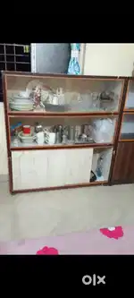 Showcase with glass slider