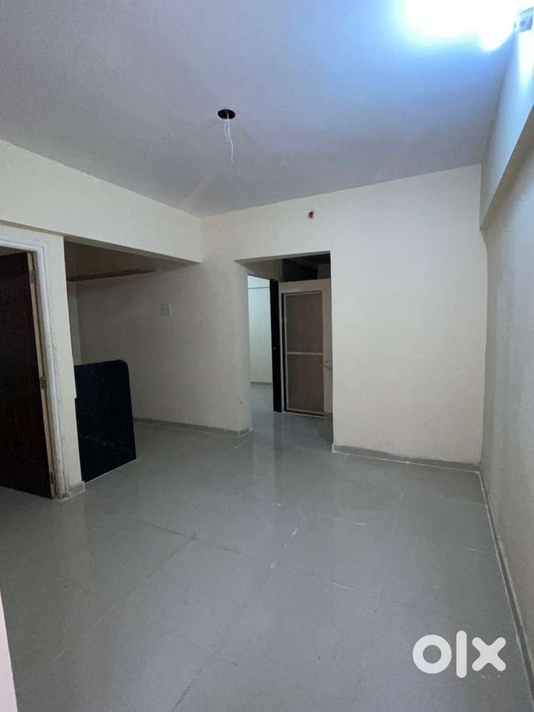 2 BHK Non-Furnished Flat for Rent in Shivalik Park, Bhiwandi