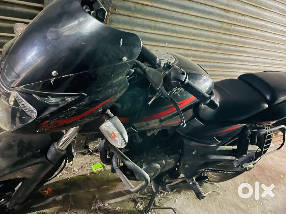 Pulsar 180 sports addition