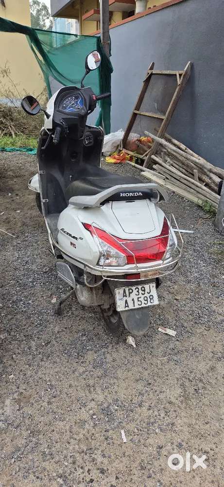 The bike is in good condition and single hand use