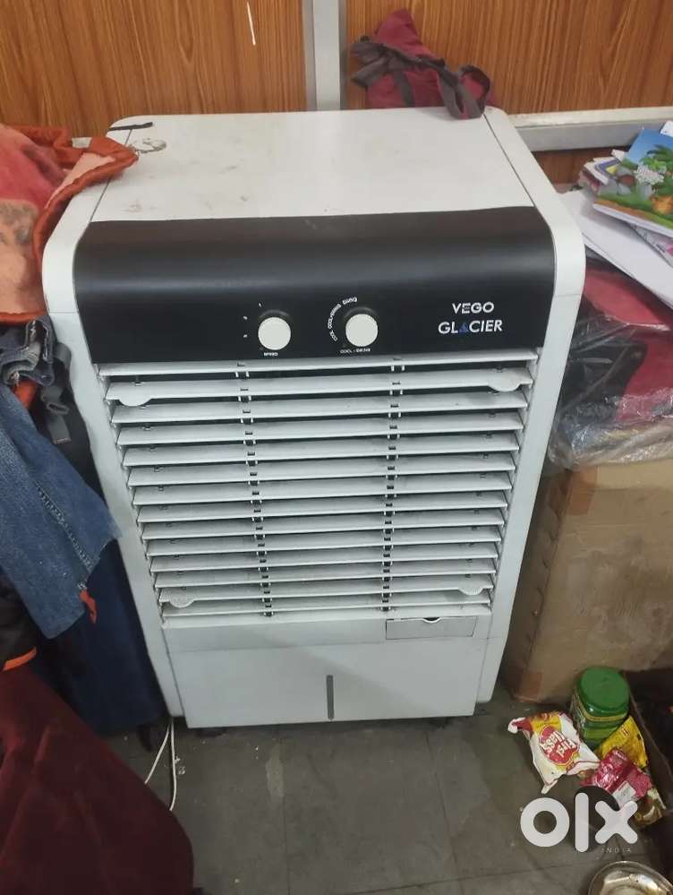 A cooler with 70 ltr capacity with good conditions