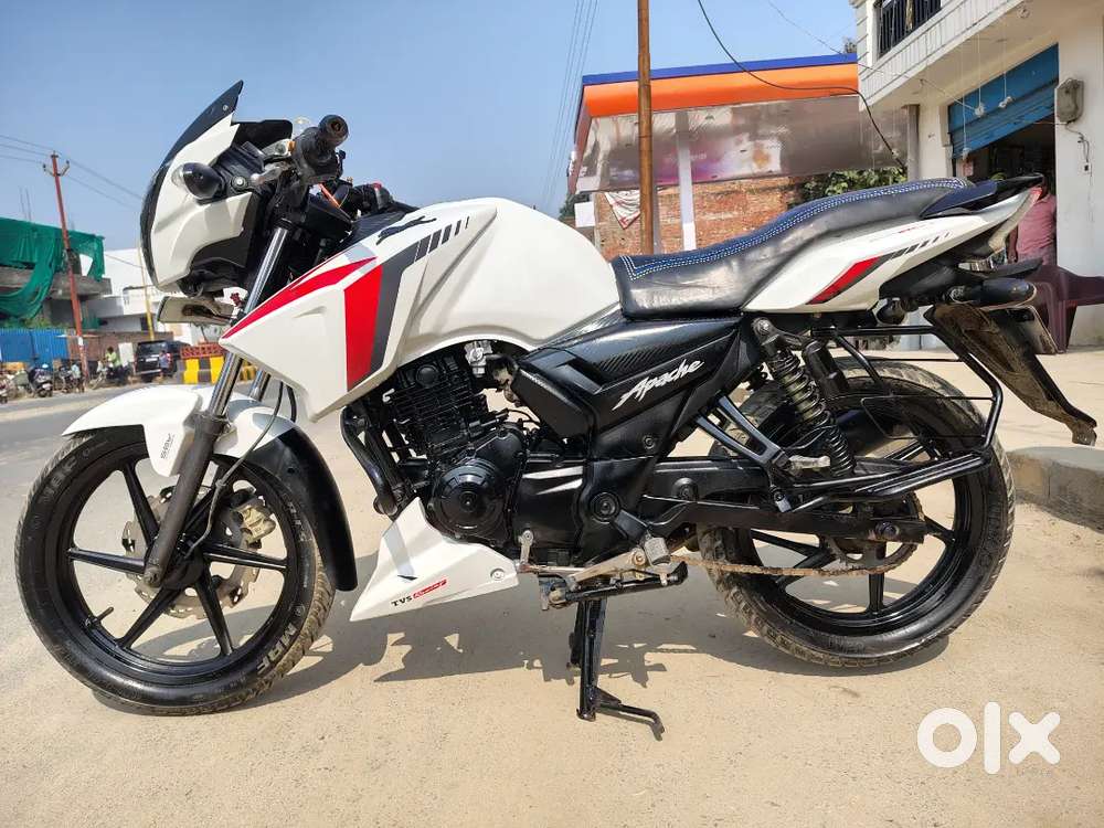 Apache RTR 160cc एकदम न्यू कंडीशन में कोई भी सिंगल स्क्रैच नहीं है