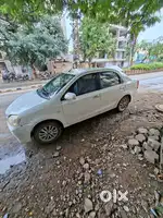 Toyota Etios 2011 CNG & Hybrids Well Maintained