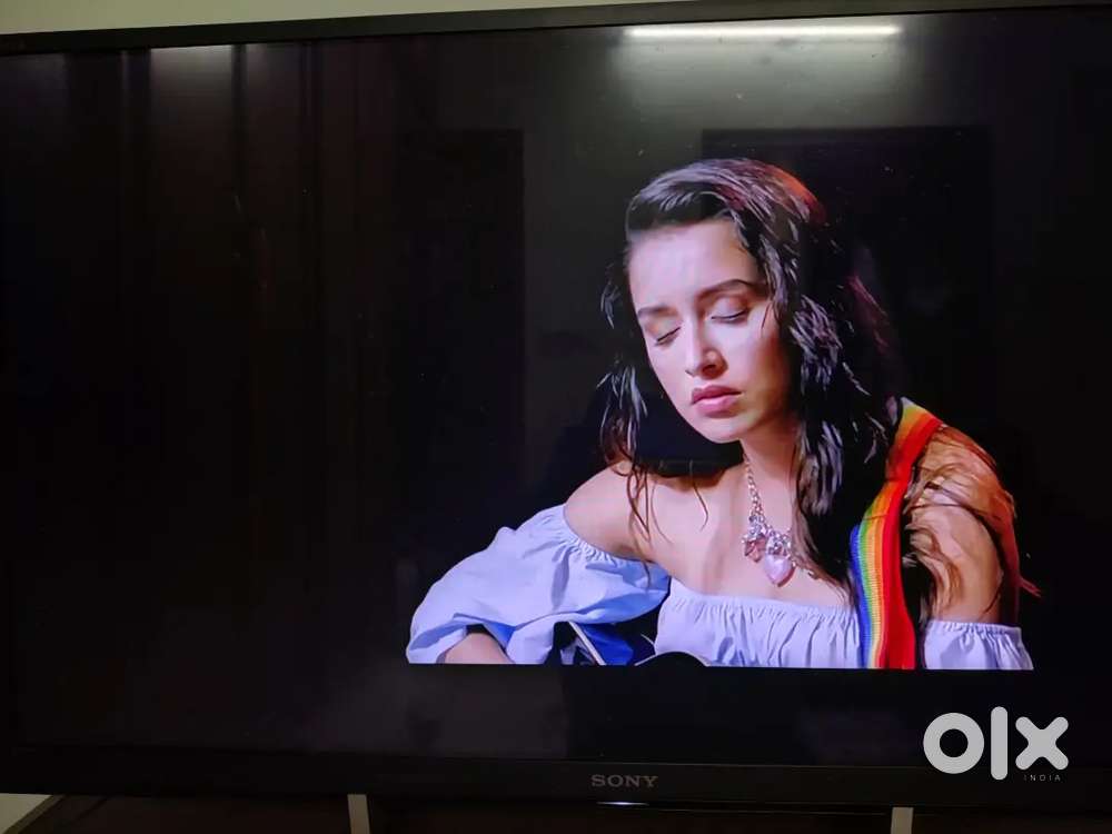 SONY 32 inch TV Brand new condition