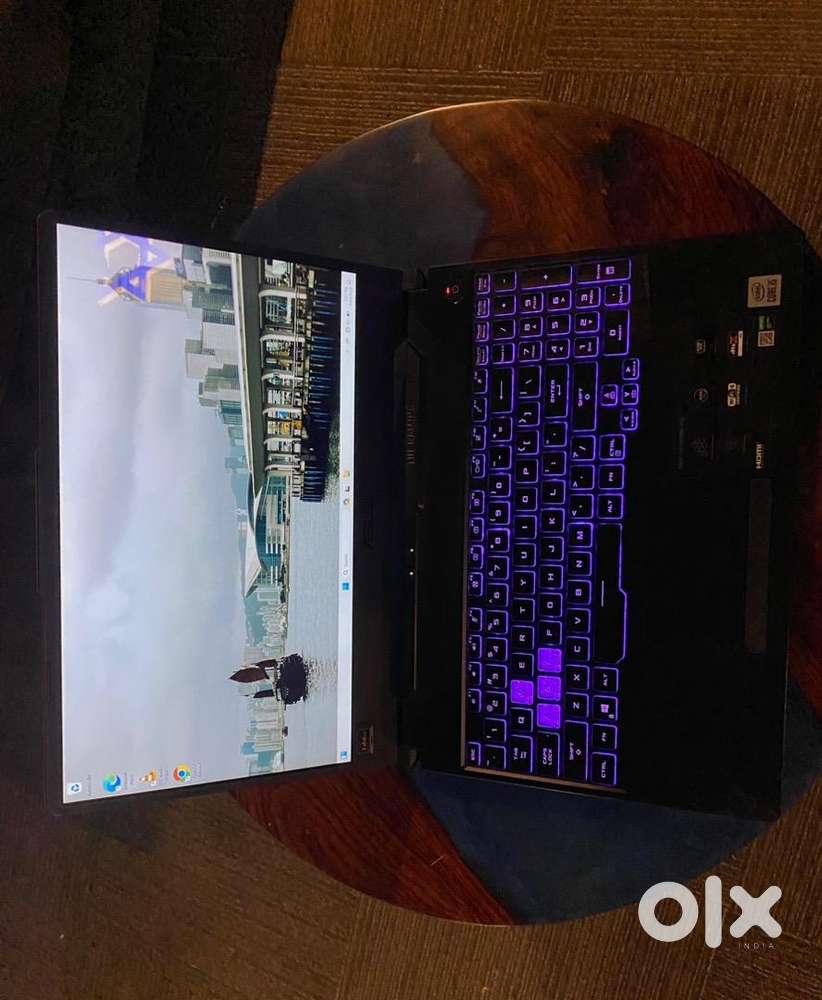 Asus taf a 15 Black Gaming laptop