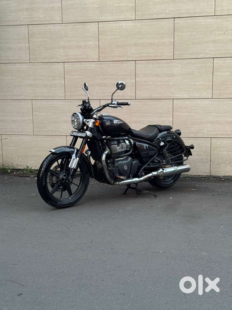 2023/11 ROYAL ENFIELD SUPERMETEOR 650