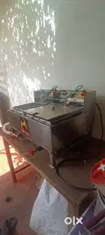 Double Oil fryer mechine in Gas & electric