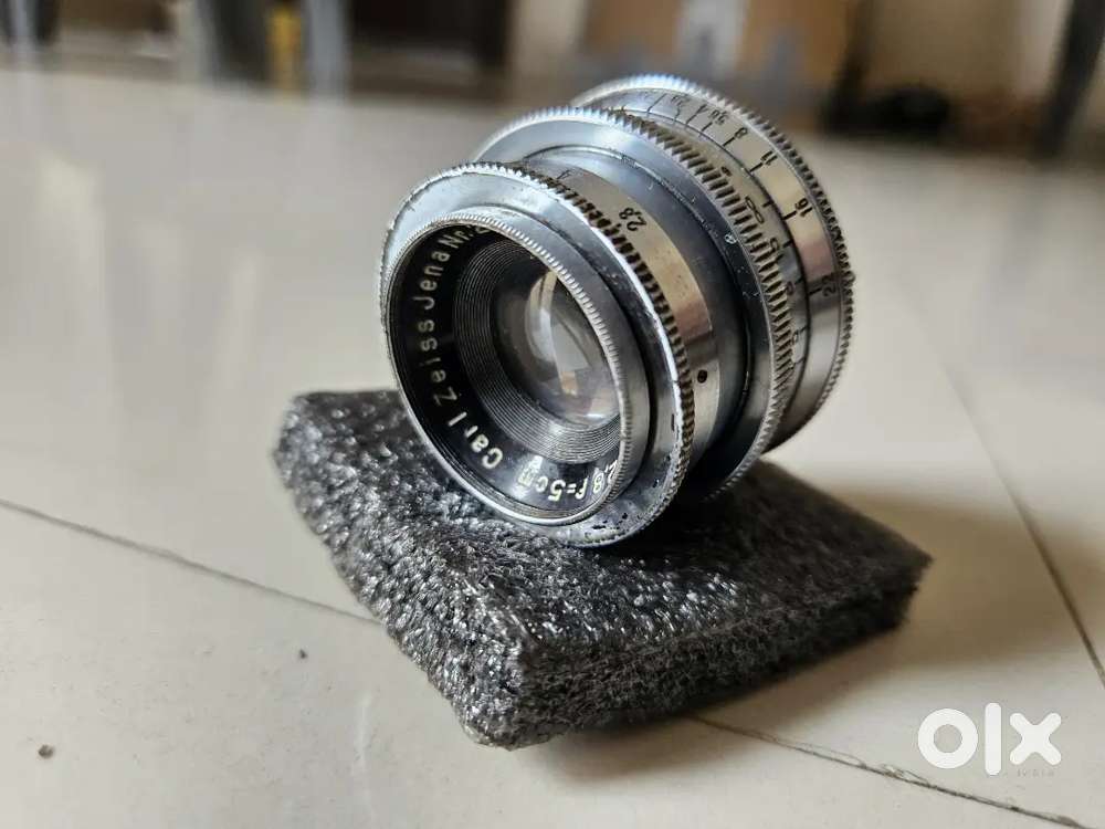 Carl zeiss jena tessar 50mm f/2.8 iconic vintage lens
