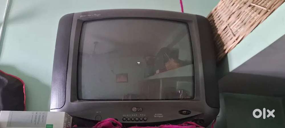 LG television