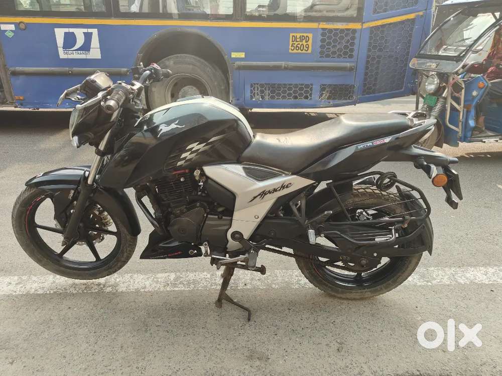 TVS APACHI RTR 4 V