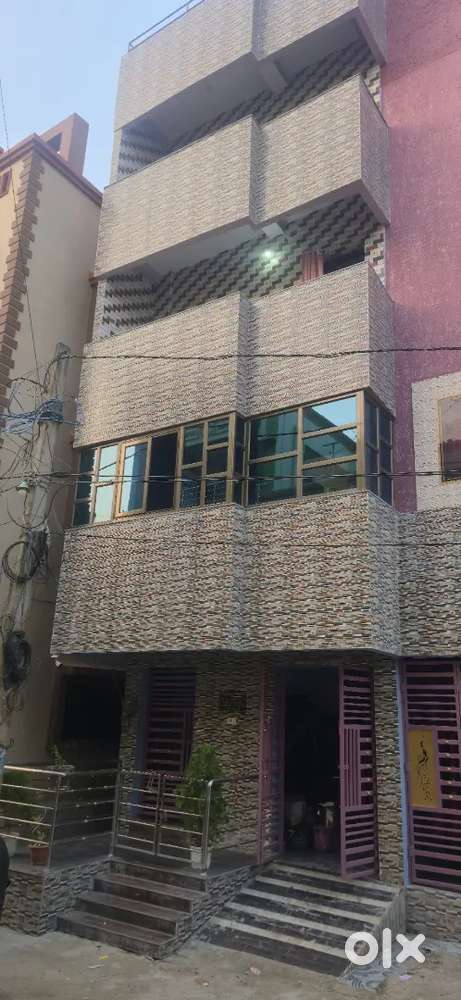 AC/Non AC Girls Hostel or PG