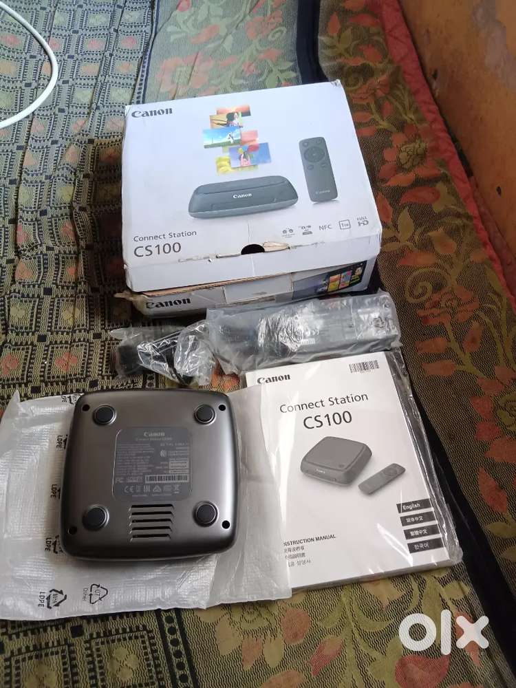 Canon cs 100