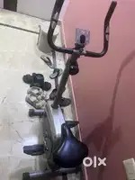 Gym cycle (spinbike)