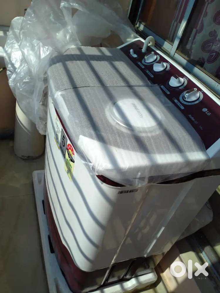 2BHK,A/C 25K,28K,30K,32K AVAILABLE