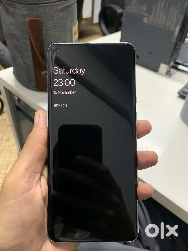 OnePlus 9 pro 8gb Ram -128gb storage phone in brand new condition