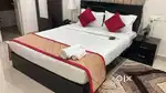 Housekeeper for guest house in noida