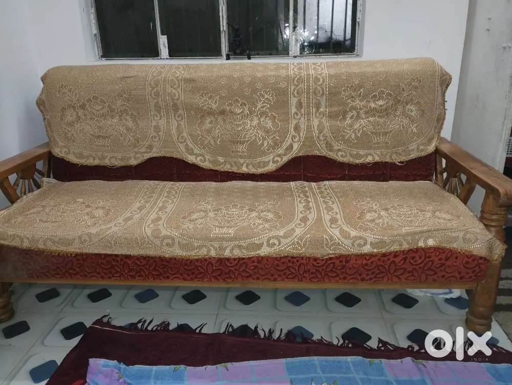 Sofa good condition